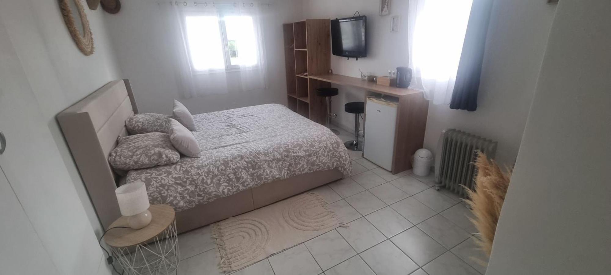 Chambre Face Aux Vignes Vidauban Εξωτερικό φωτογραφία
